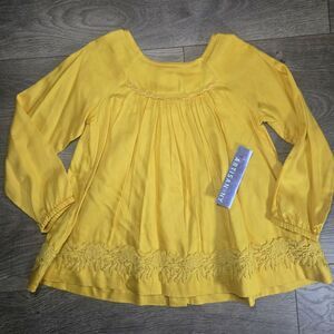 NWT Artisan NY Toddler Girls Yellow Embroidered Pleated Top Size 3T, 100% Rayon